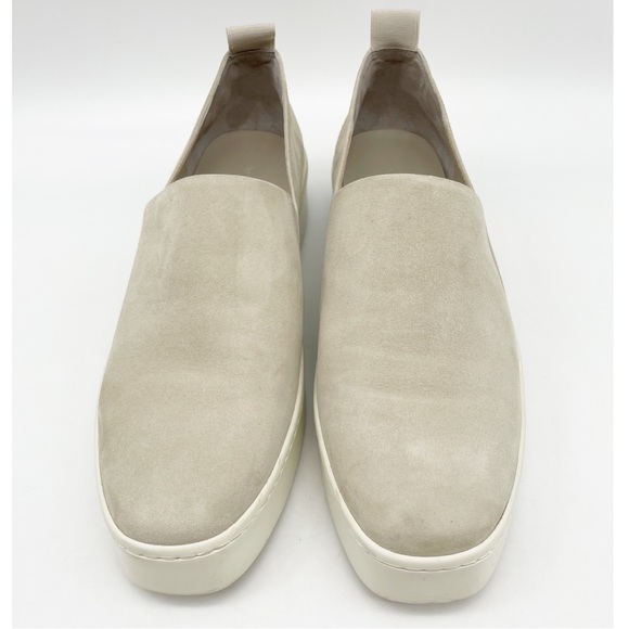 VINCE WARREN SUEDE SLIP-ON SNEAKERS.  Size 8 - Picture 3 of 10